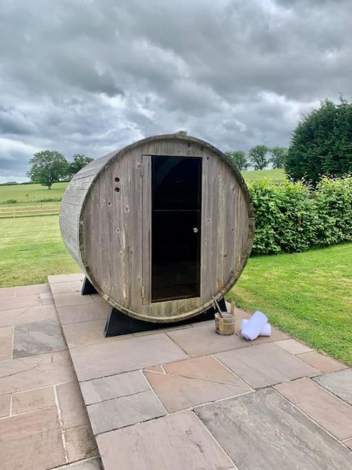 Coed Farm-Hot Tub-Sleeps 12-Near Brecon Villa Eksteriør bilde